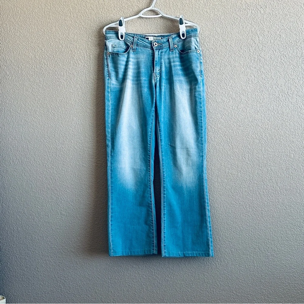 Levi’s | Jeans - Picture 1 of 5